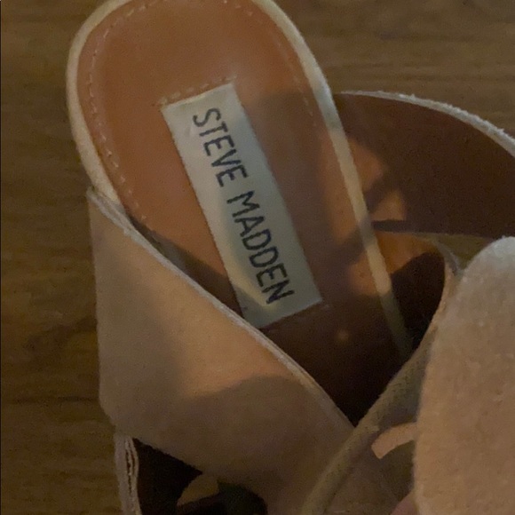 Steve Madden emalena tan heels size 6 - Picture 4 of 5